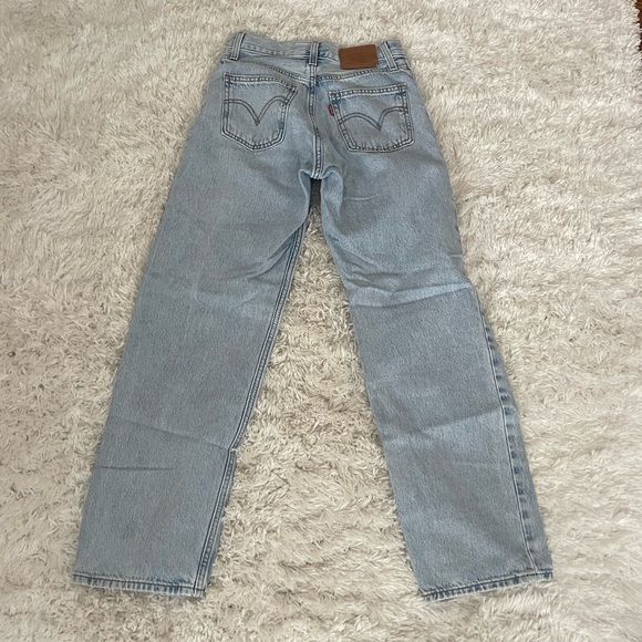 Straight Leg Denim Levi’s Jeans - Picture 2 of 5
